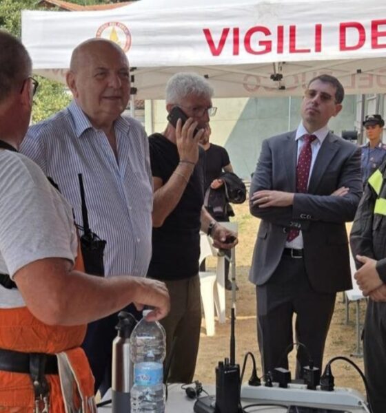 Incendi, Pichetto: “Ogni fronte aperto è una comunità a rischio. Continuiamo a seguire”