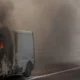 Furgone divorato dalle fiamme in superstrada