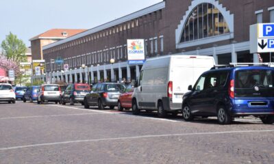 Mercato, il sindaco rassicura: «I parcheggi ci sono, ecco il nostro piano»