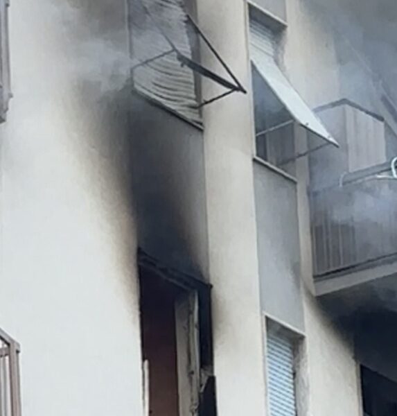 Incendio a Gaglianico, trasportato al CTO di Torino uomo con gravi ustioni - AGGIORNAMENTO