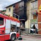Fiamme in via Craveia: alloggio distrutto e due feriti