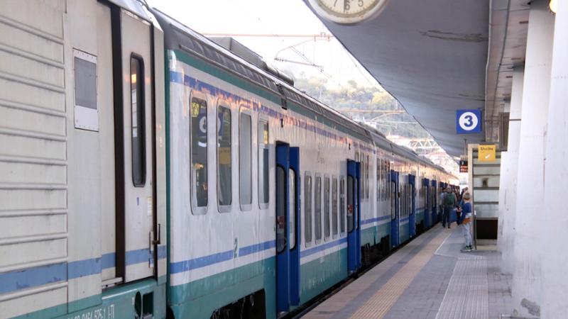 il pd chiede sanzioni a trenitalia