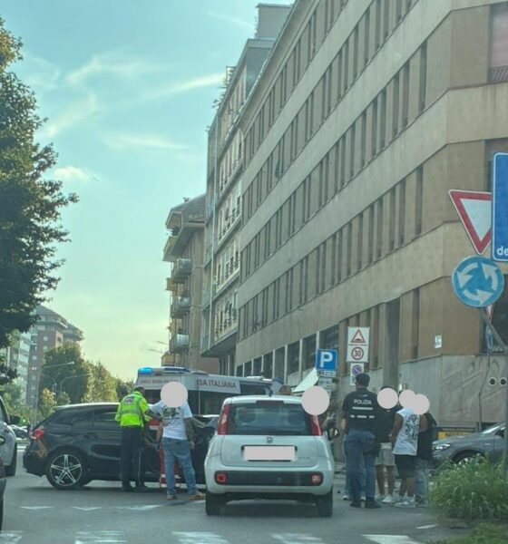 Paura in via Bertodano: scontro tra auto e moto, interviene il 118