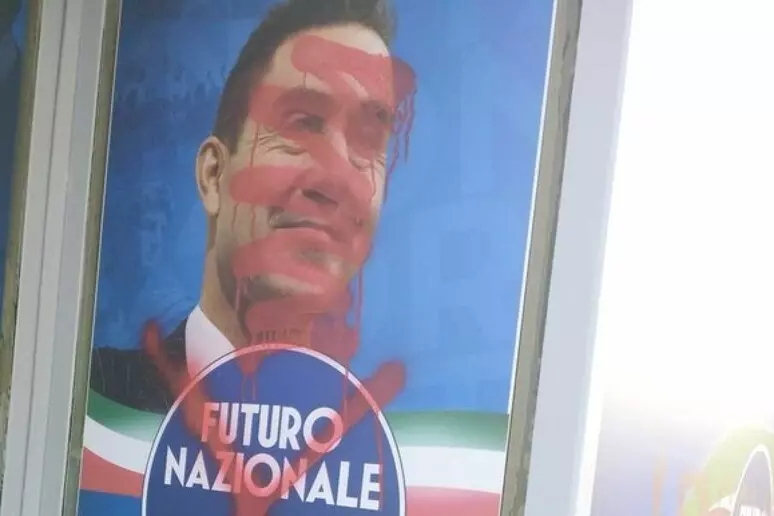 Scoperti i vandali che hanno imbrattato la sede di Futuro Nazione