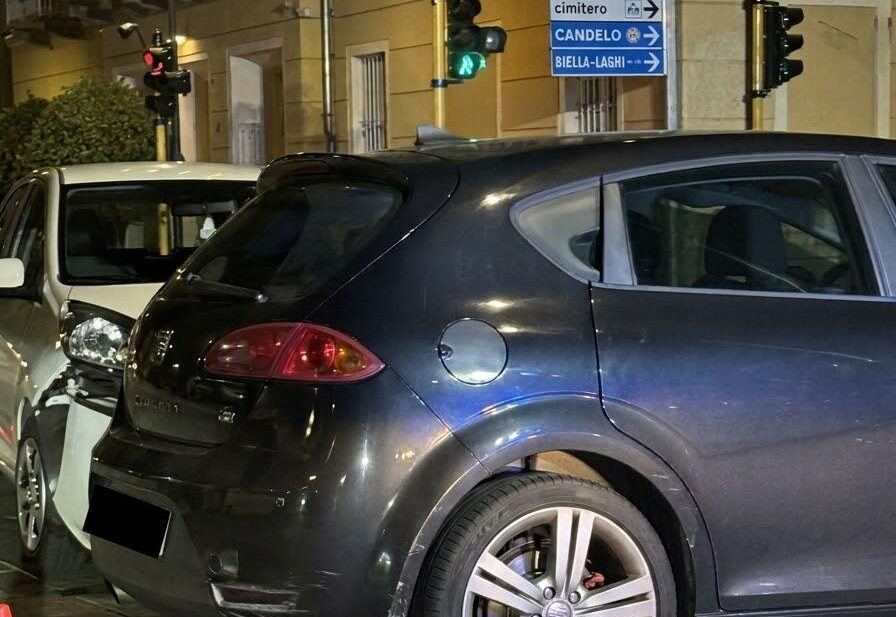 scontro auto
