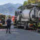 48enne muore schiacciato tra un autospurgo e un muro