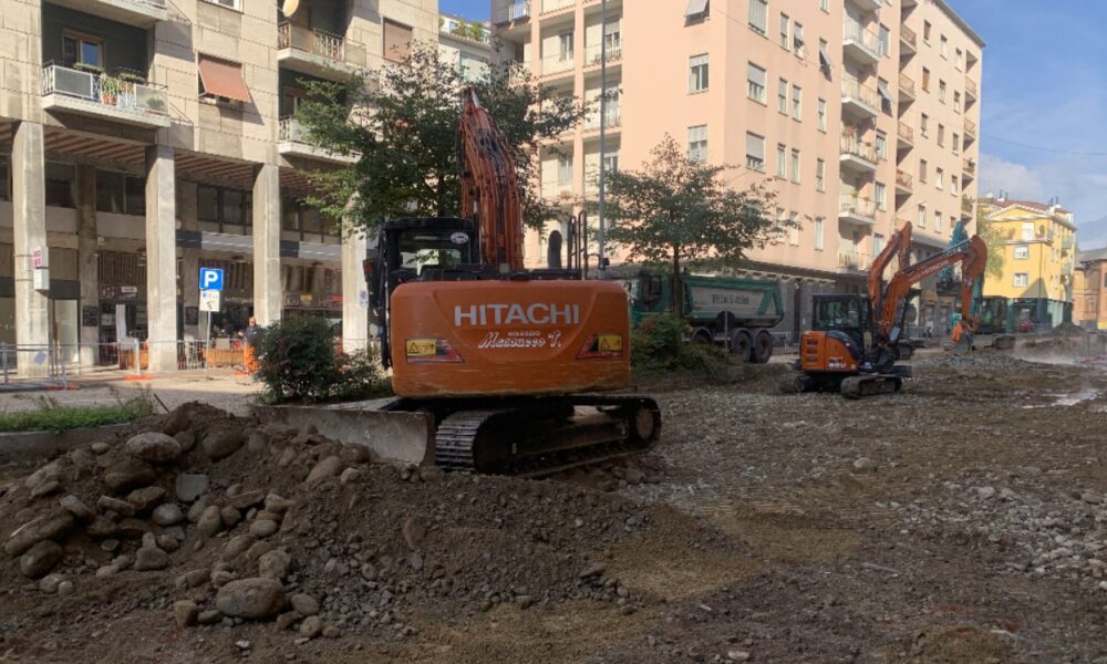 via pietro micca commercianti